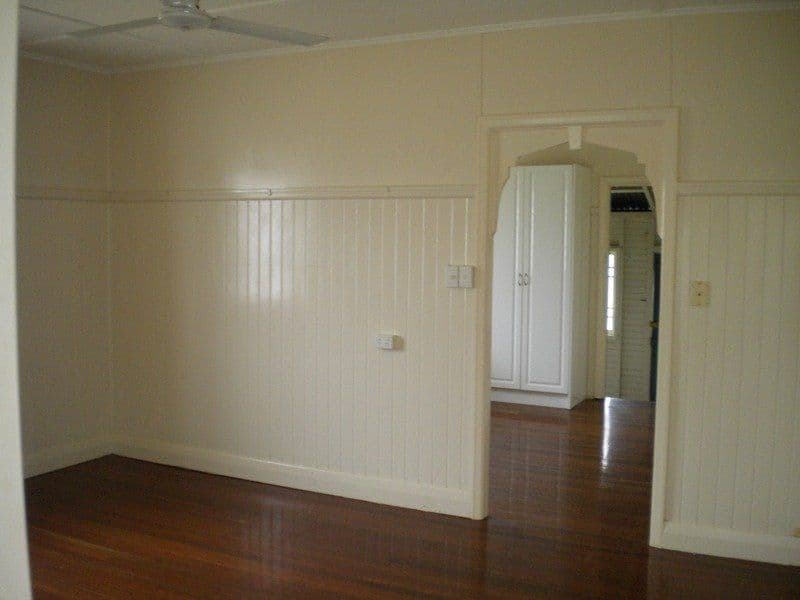 8 Hunter Street, MARYBOROUGH QLD 4650, Maryborough - Thumbnail 3