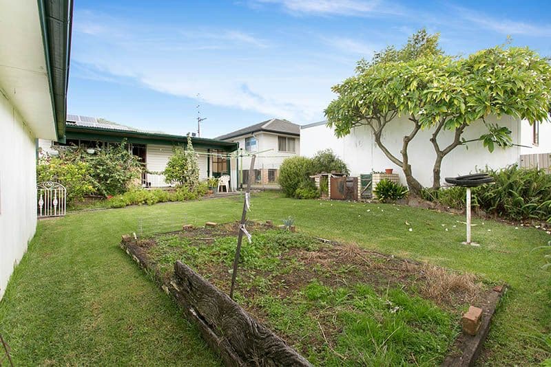 42 Strata Avenue, Barrack Heights - Thumbnail 7