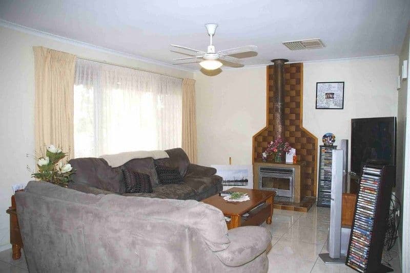 24 Redgum Street, RENMARK SA 5341, Renmark - Thumbnail 3