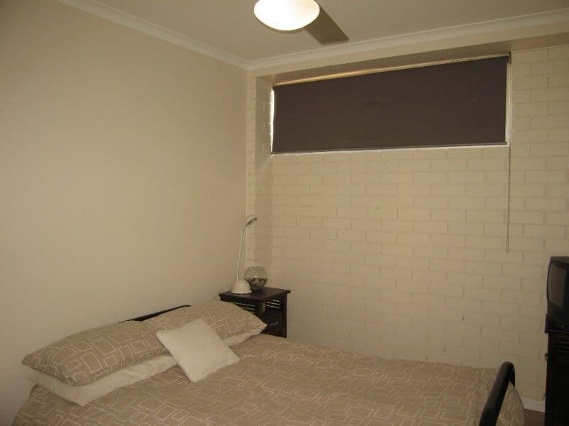 3 Barton Street, WEST MACKAY QLD 4740, West Mackay - Thumbnail 8