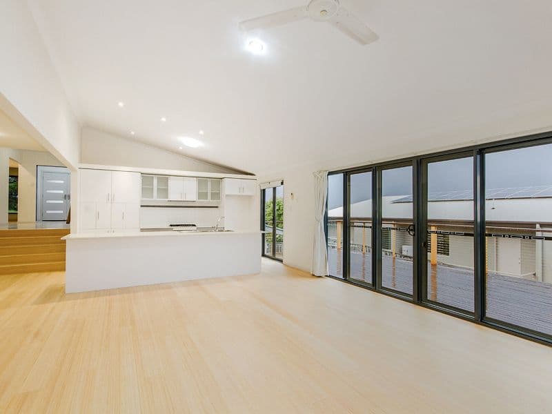 38 Midway Terrace, Pacific Pines QLD 4211, Pacific Pines - Thumbnail 2