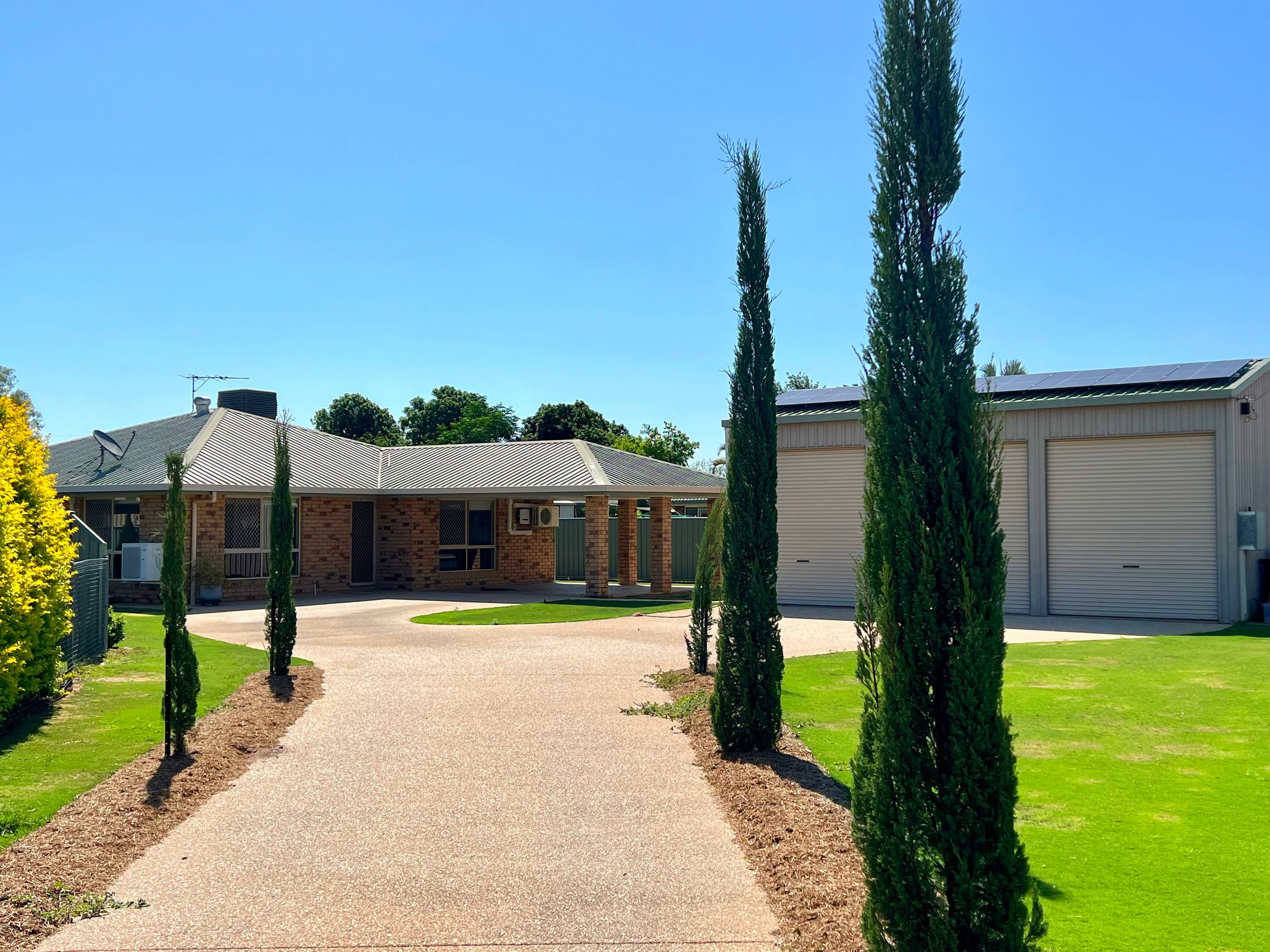 4 Sharlyn Crescent, Emerald QLD 4720, Emerald - Image 1