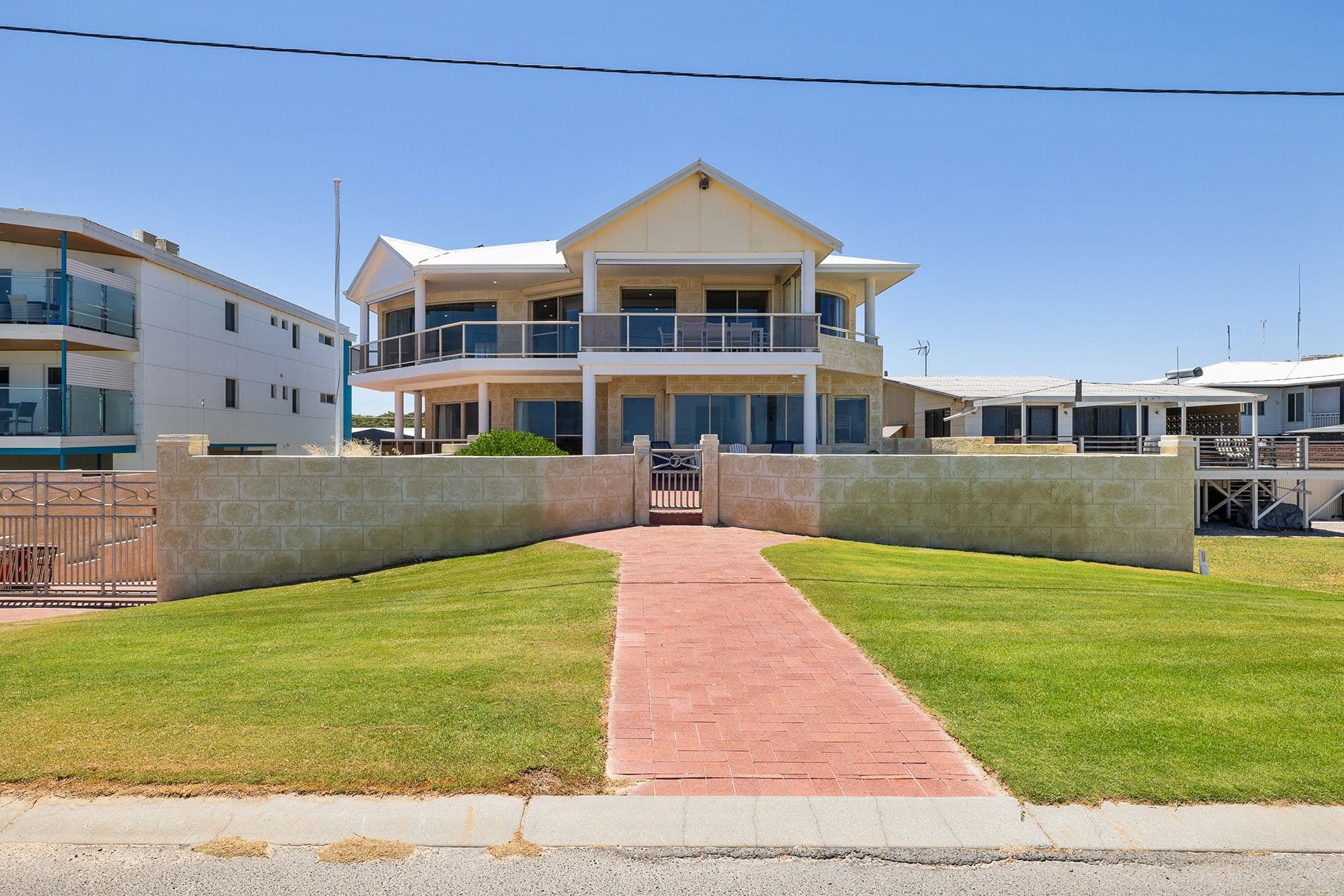 7 Cunliffe Street, Lancelin WA 6044, Lancelin - Thumbnail 2