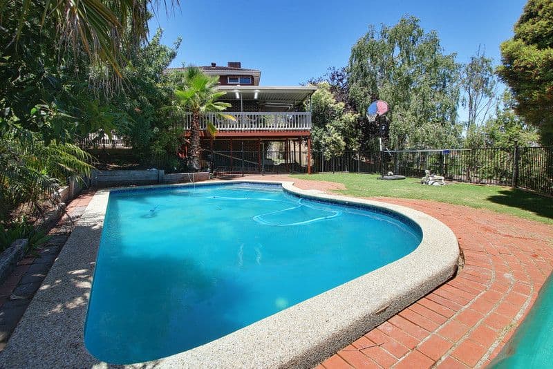 7 Parry Drive, MOOROOLBARK VIC 3138, Mooroolbark - Thumbnail 2