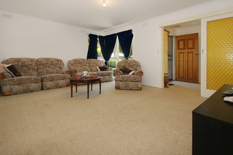 7 Parry Drive, MOOROOLBARK VIC 3138, Mooroolbark - Thumbnail 3