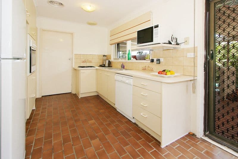 7 Parry Drive, MOOROOLBARK VIC 3138, Mooroolbark - Thumbnail 4