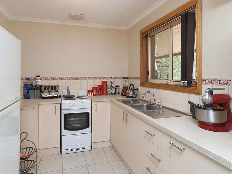 16 Jeffrey Street, NAIRNE SA 5252, Nairne - Thumbnail 4