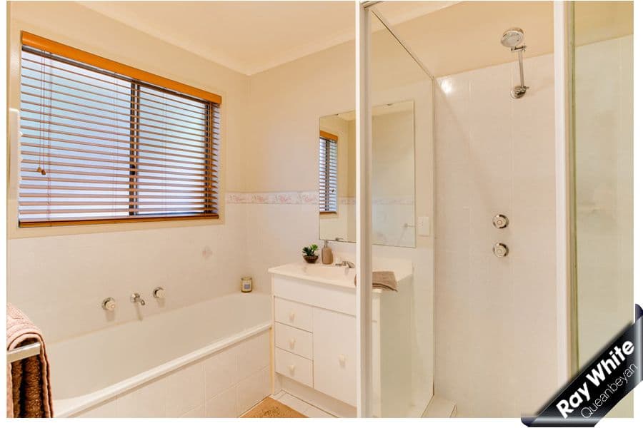 21 Ross Road, QUEANBEYAN NSW 2620, Queanbeyan - Thumbnail 5