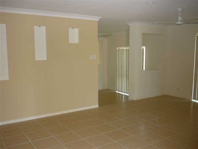 18 Berrimilla Lane, Coomera Waters QLD 4209, Coomera - Thumbnail 3