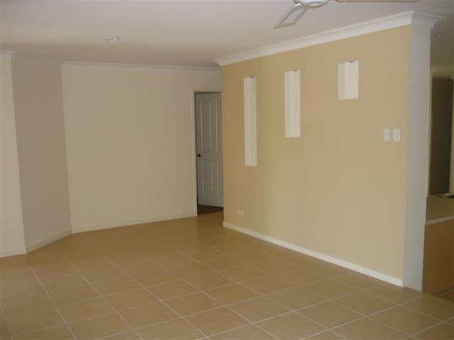 18 Berrimilla Lane, Coomera Waters QLD 4209, Coomera - Thumbnail 7