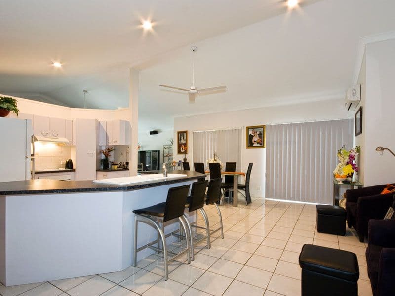 73 Freshwater Circuit, FOREST LAKE QLD 4078, Forest Lake - Thumbnail 2