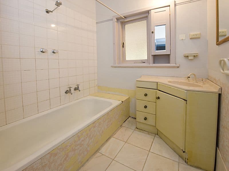 46 Upton Street, ST JAMES WA 6102, St James - Thumbnail 8