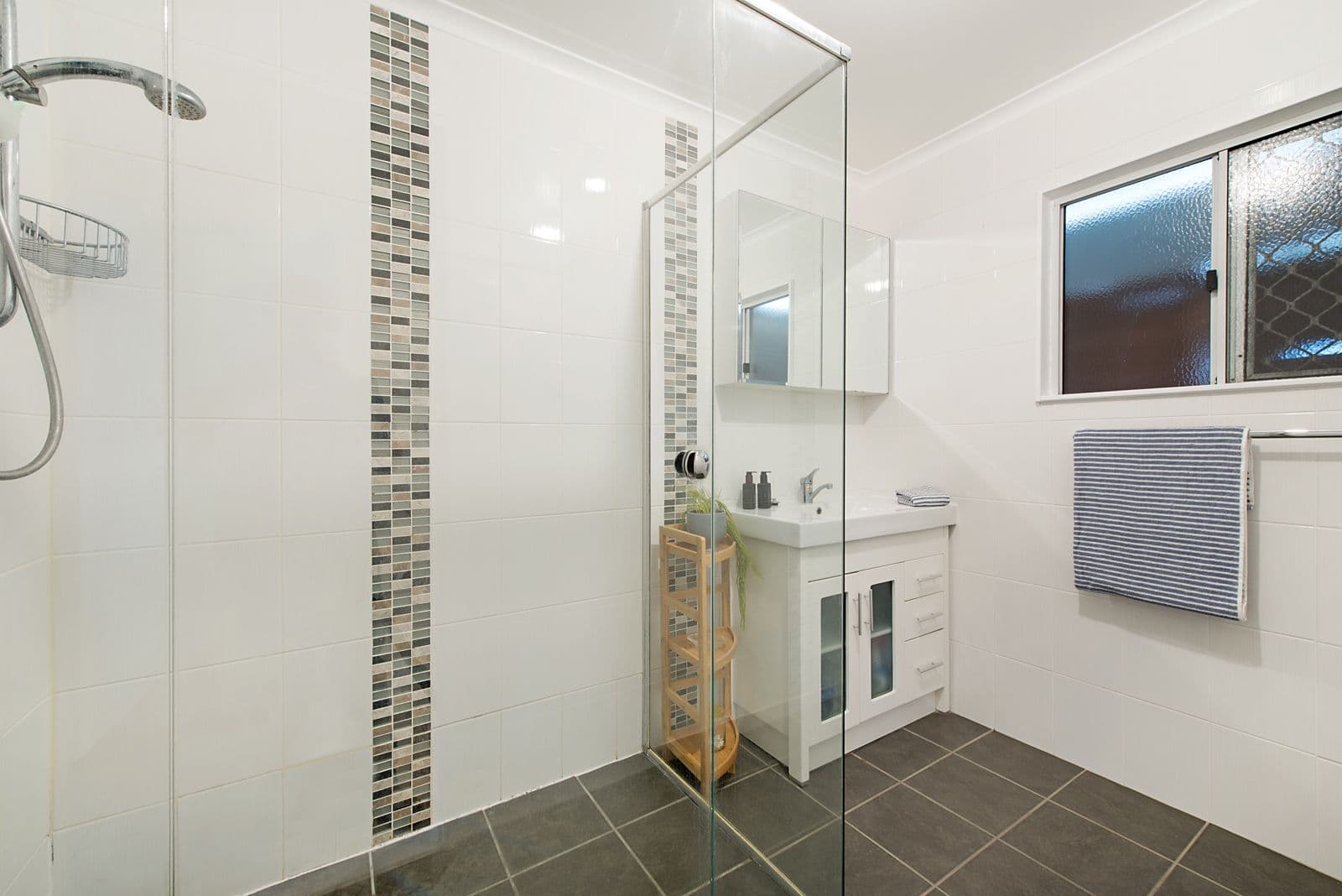 163 Creek Road, Mount Gravatt East QLD 4122, Mount Gravatt East - Thumbnail 7