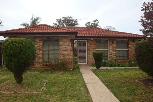 6 Barrington Street, BOSSLEY PARK NSW 2176, Bossley Park - Image 1