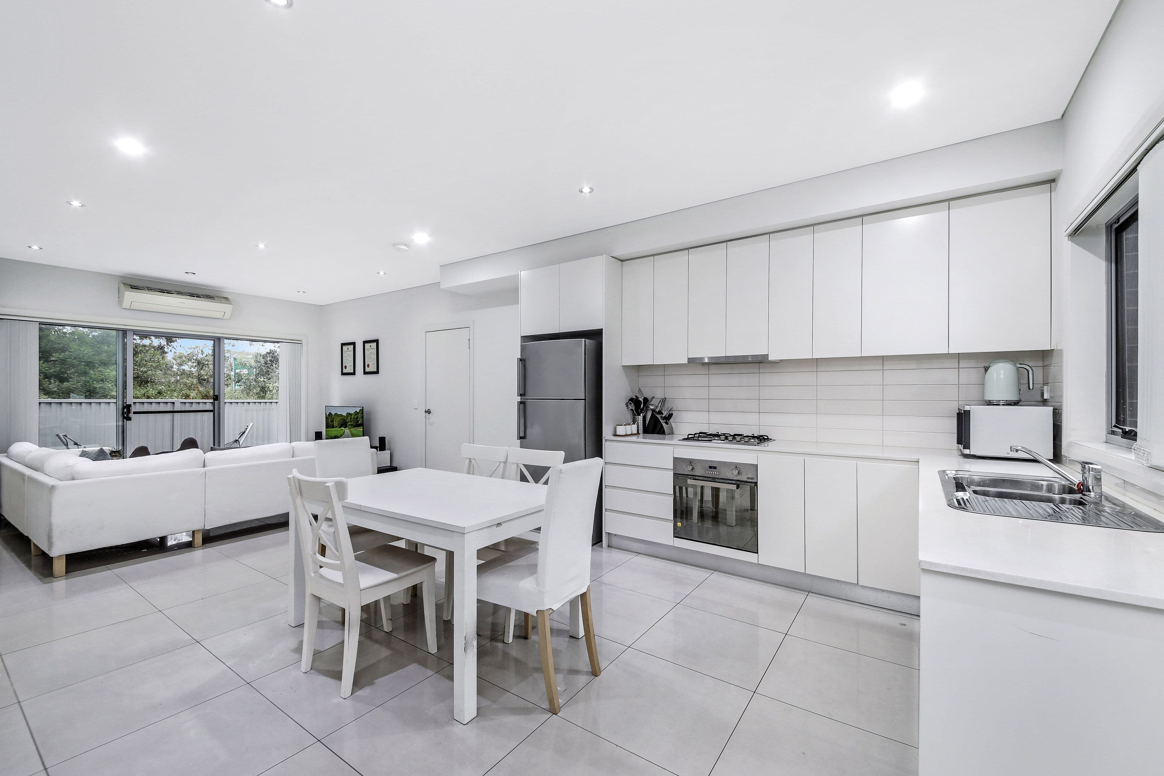 20 Grove Avenue, Narwee NSW 2209, Narwee - Thumbnail 2