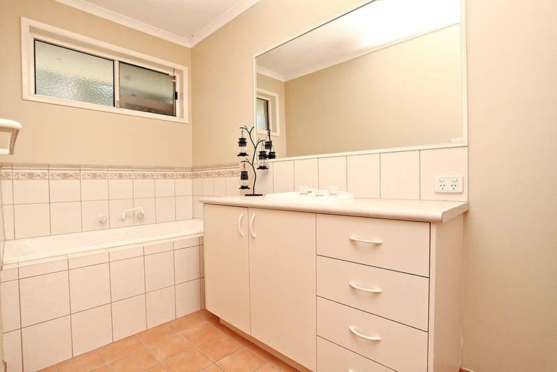 3 Monie  Place, HILLSIDE VIC 3037, Hillside - Thumbnail 6