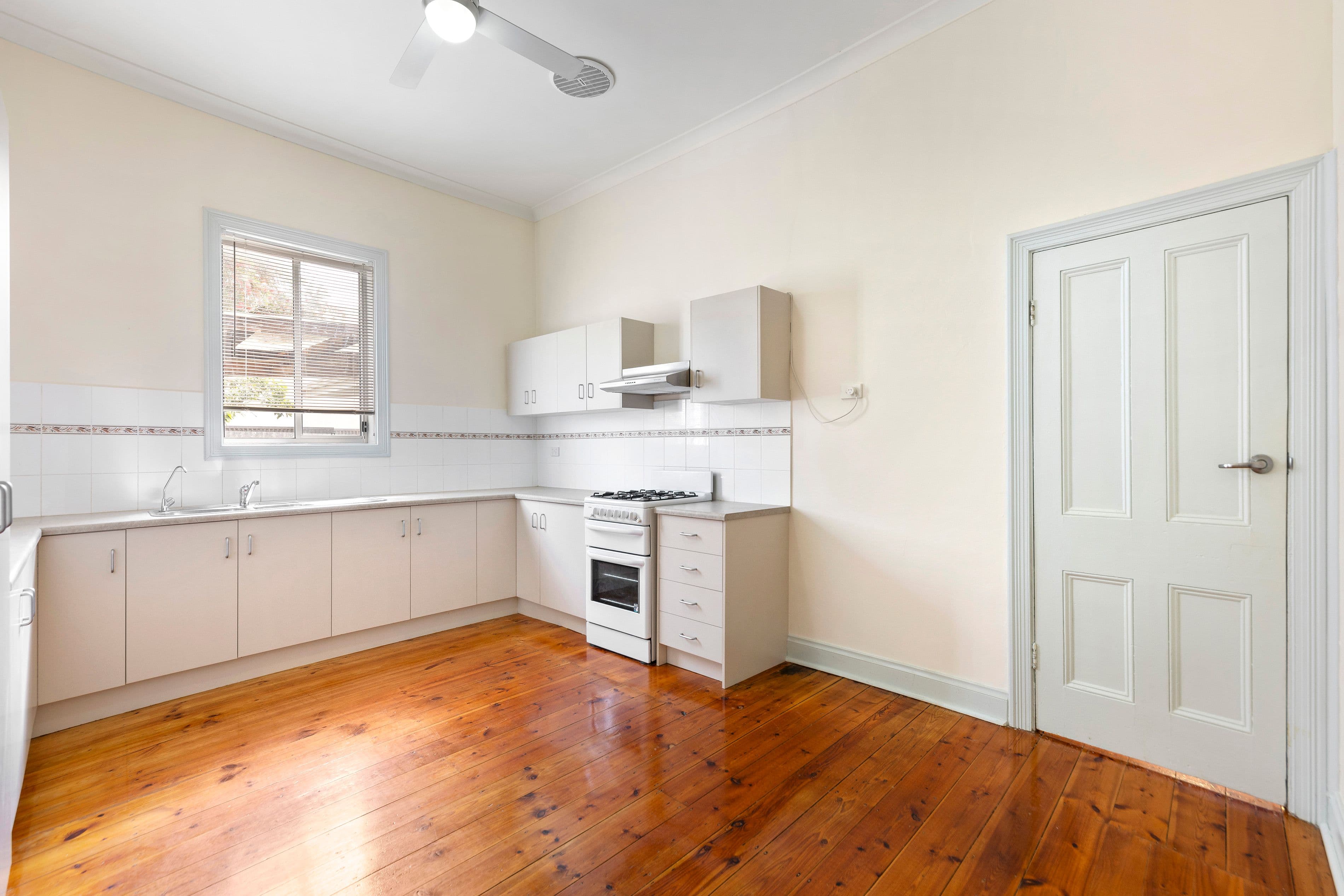12 Melbourne Street, Glenelg North SA 5045, Glenelg North - Thumbnail 5