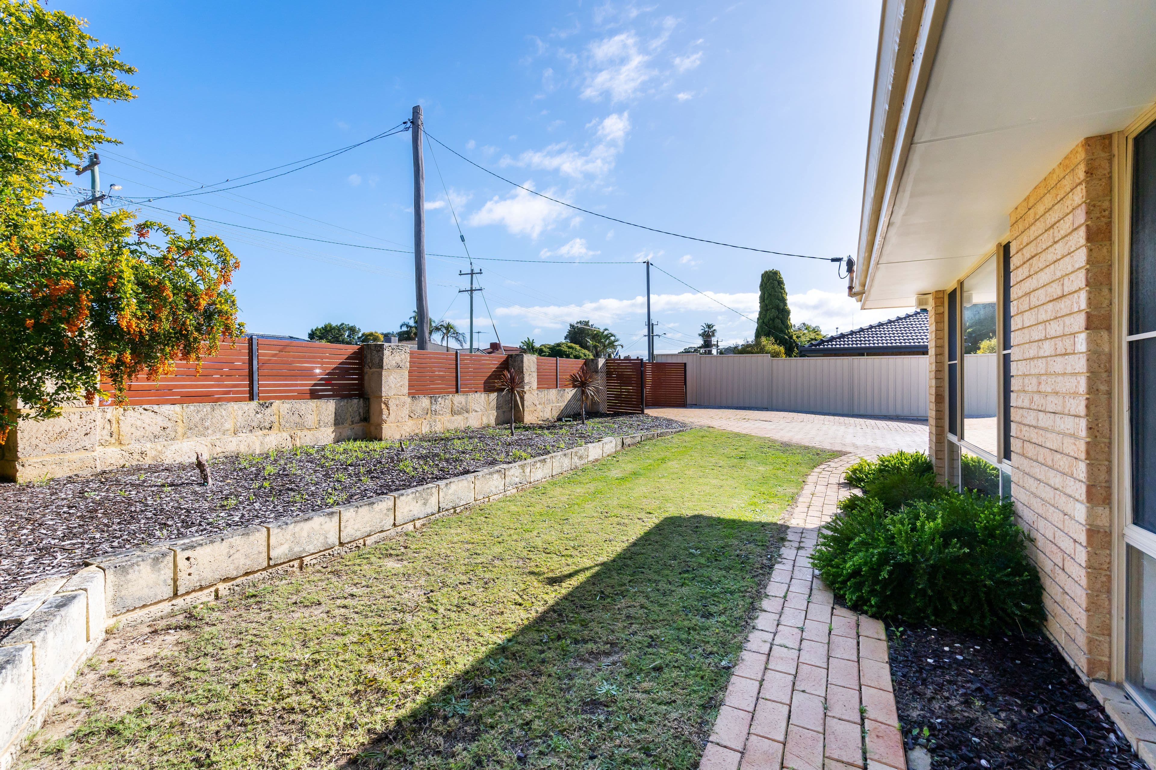 84 GREENFIELDS Circle, Hocking WA 6065, Hocking - Thumbnail 4