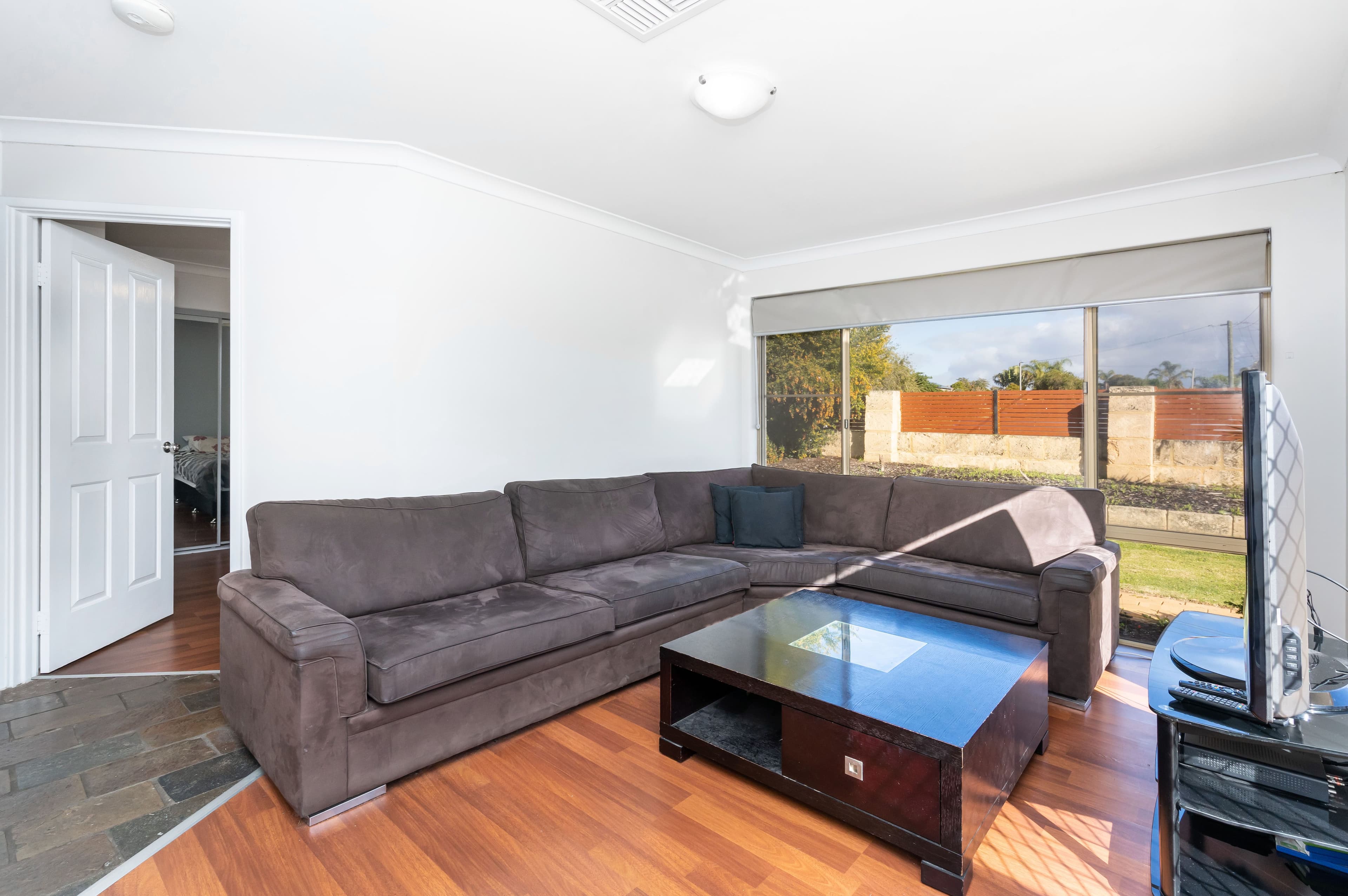 84 GREENFIELDS Circle, Hocking WA 6065, Hocking - Thumbnail 5