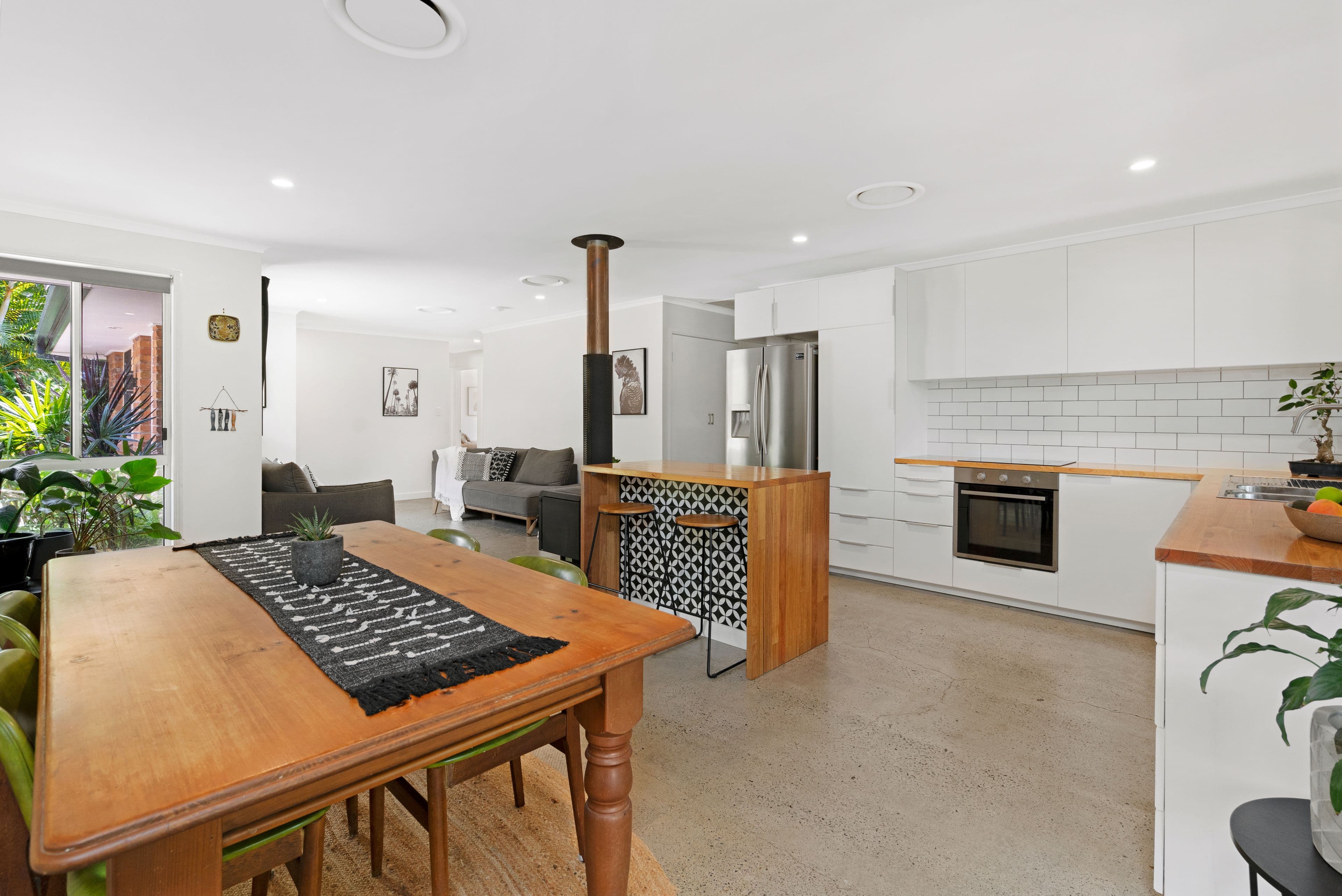 9 Swagman Court, Mudgeeraba QLD 4213, Mudgeeraba - Thumbnail 2