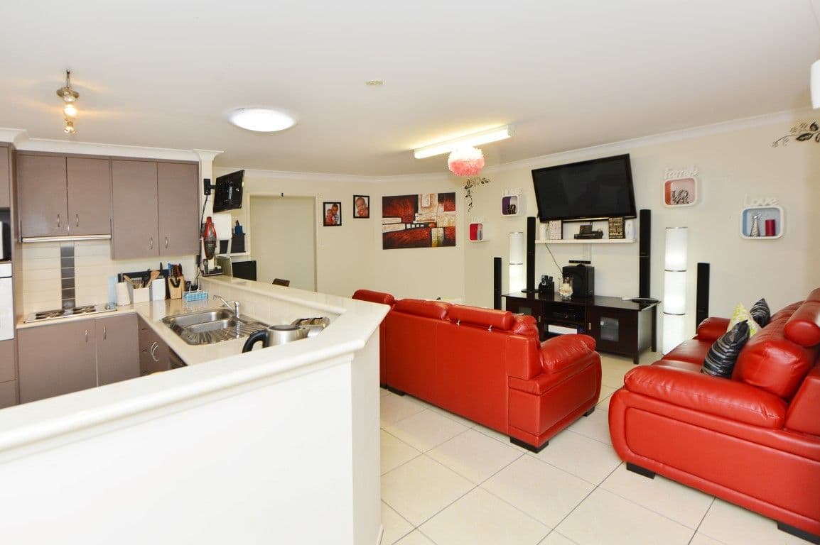 19 Nash Drive, GLENVALE QLD 4350, Glenvale - Thumbnail 4