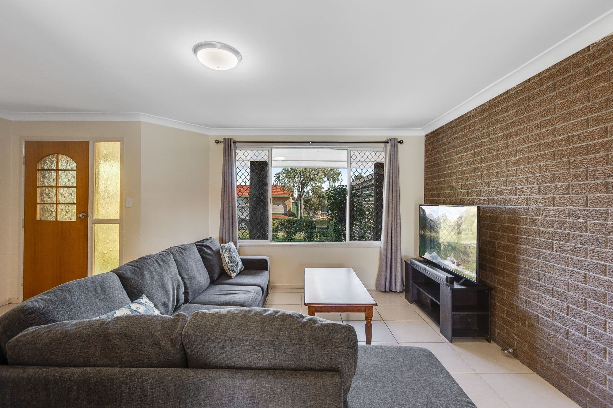 19 Hinkler Crescent, Wilsonton QLD 4350, Wilsonton - Thumbnail 3