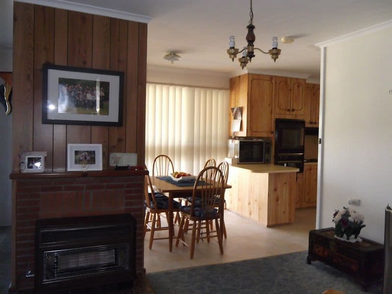 6 Wollowra Street, COWRA NSW 2794, Cowra - Thumbnail 3