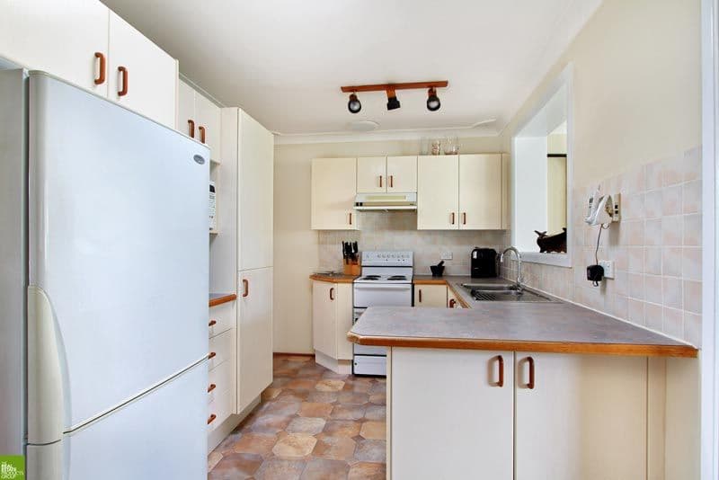 4 Acacia Street, ALBION PARK RAIL NSW 2527, Albion Park Rail - Thumbnail 2