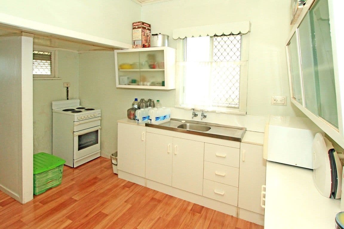 161 Edington Street, BERSERKER QLD 4701, Berserker - Thumbnail 4