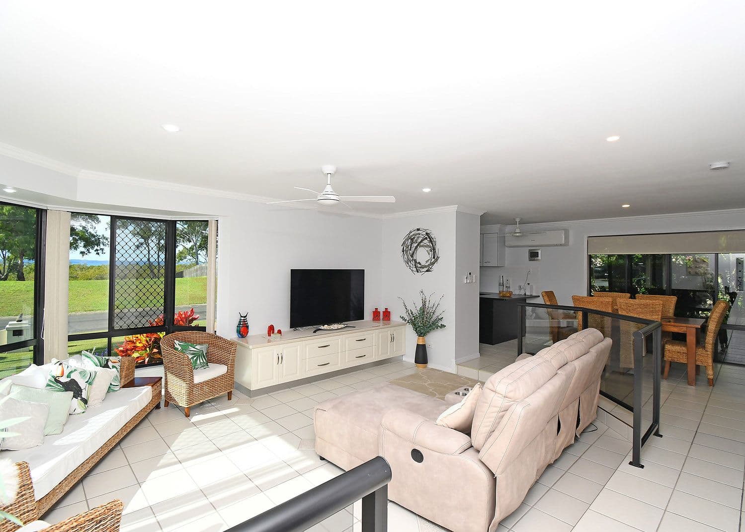 7 Foreshore Drive, Urangan QLD 4655, Urangan - Thumbnail 6