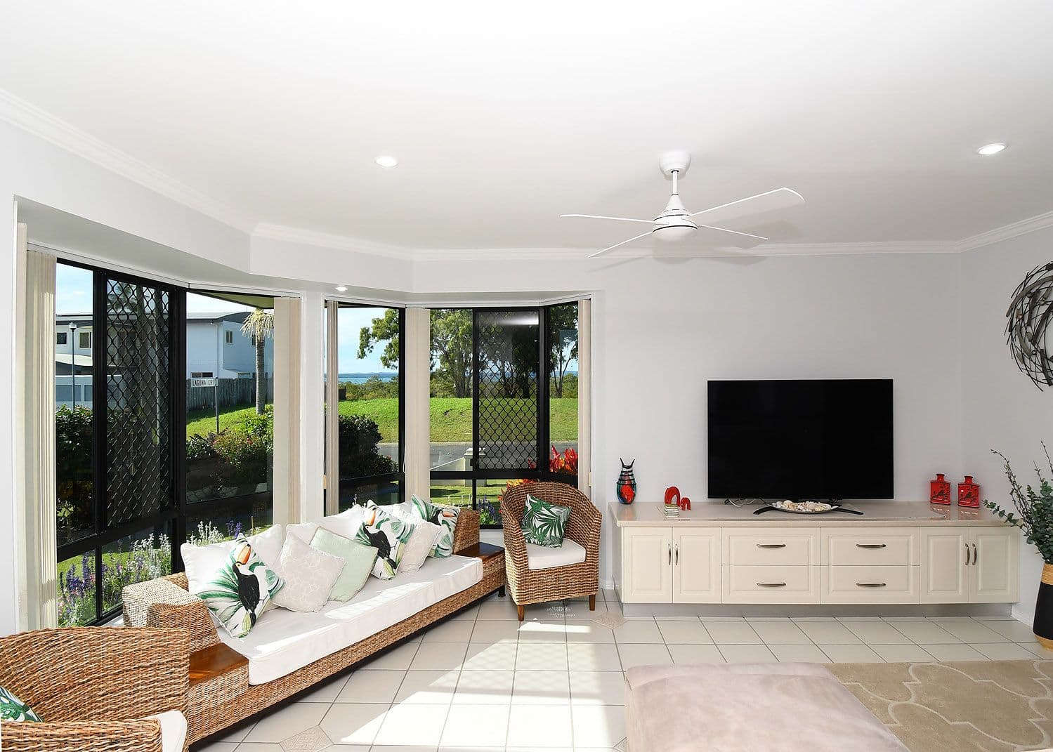 7 Foreshore Drive, Urangan QLD 4655, Urangan - Thumbnail 7