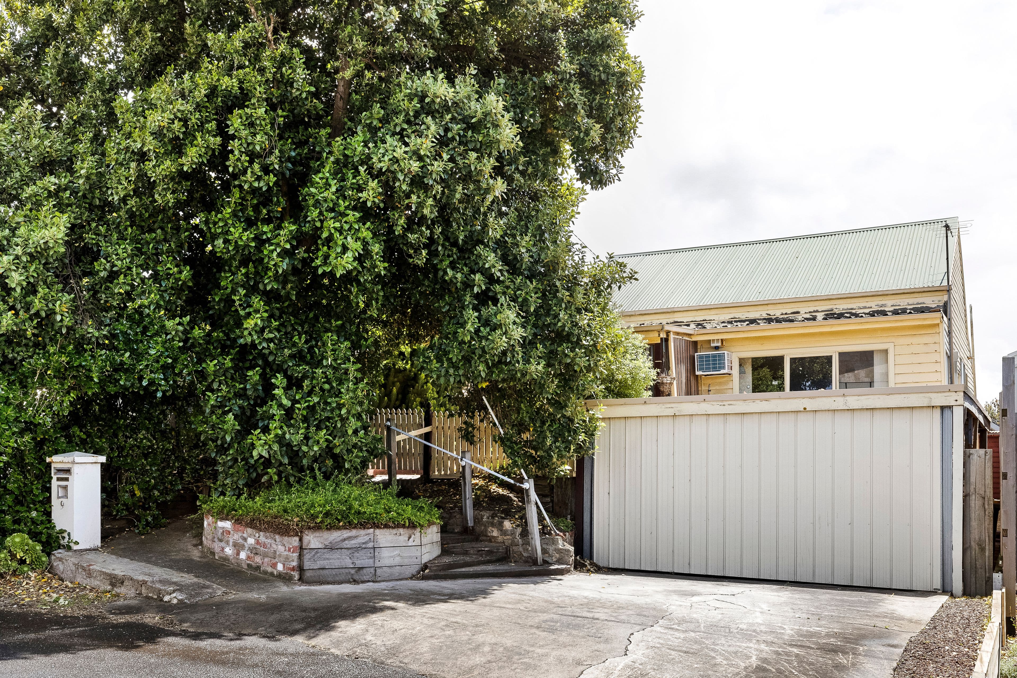9 Fitzroy Avenue, Frankston VIC 3199, Frankston - Thumbnail 2