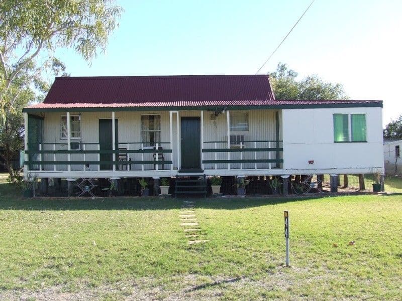 44 Gidyea Street, BARCALDINE QLD 4725, Barcaldine - Image 1