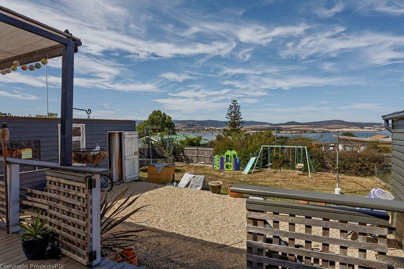 19 First Avenue, Midway Point TAS 7171, Midway Point - Thumbnail 2