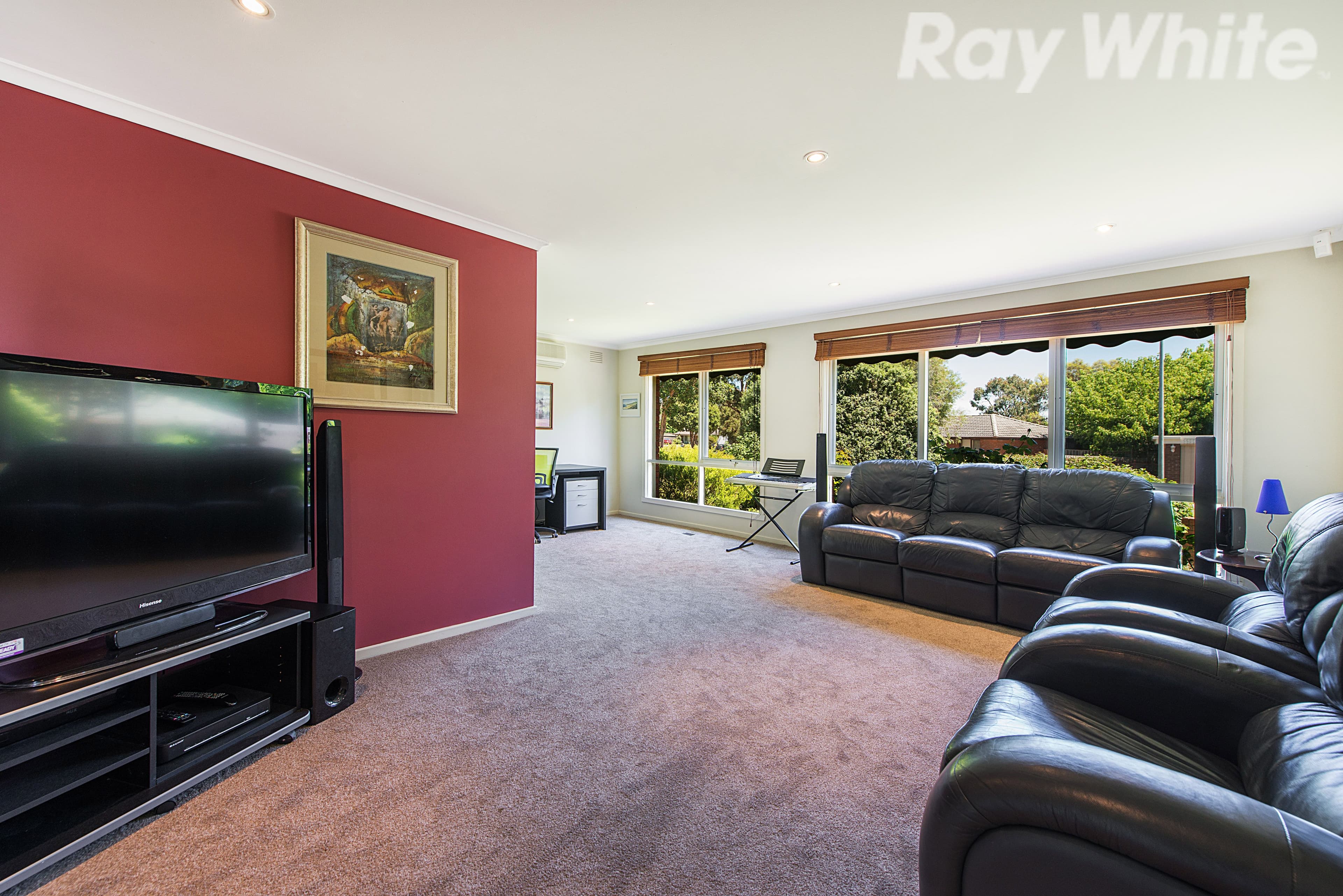 2 Sharna Court, Ferntree Gully VIC 3156, Ferntree Gully - Thumbnail 2