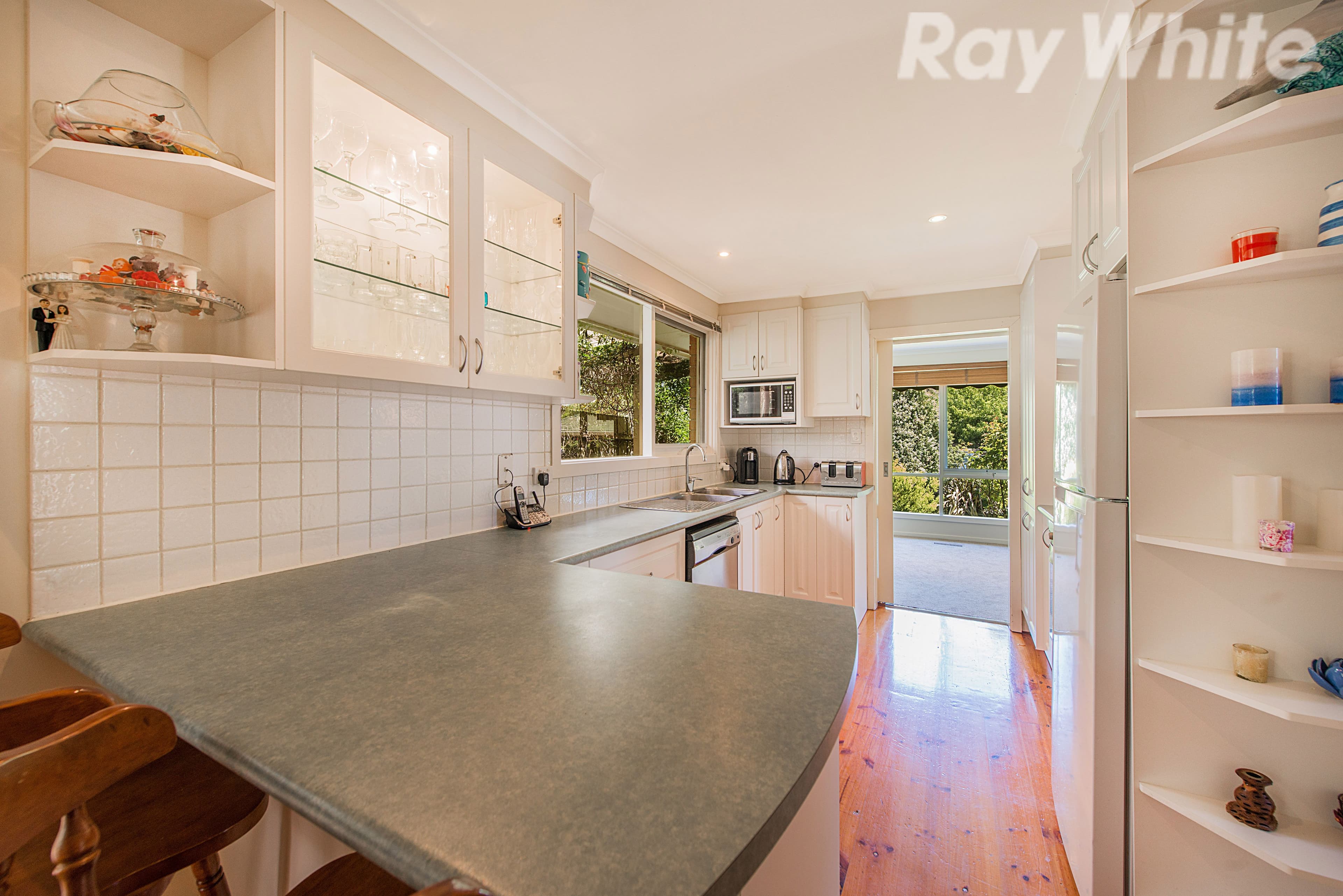 2 Sharna Court, Ferntree Gully VIC 3156, Ferntree Gully - Thumbnail 3