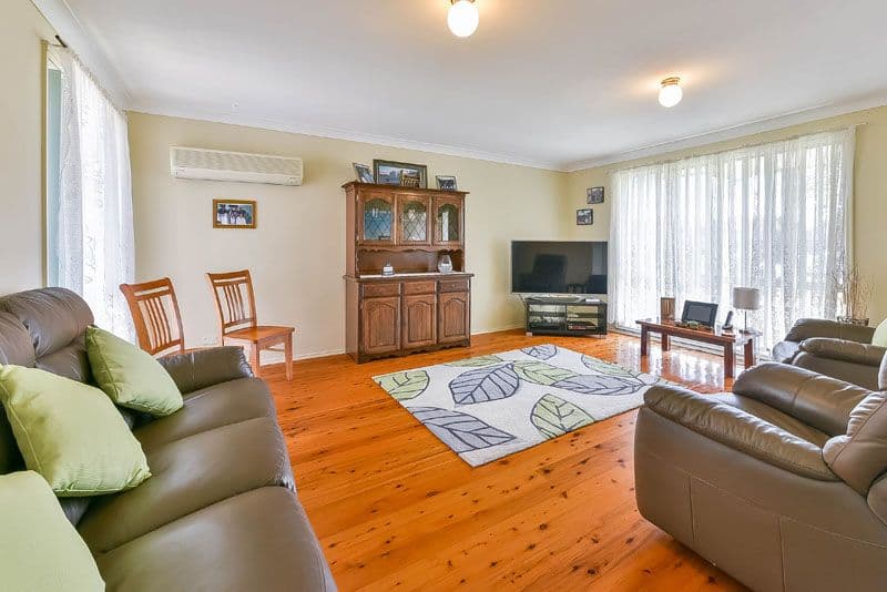 6 Leontes Close, Rosemeadow NSW 2560, Rosemeadow - Thumbnail 2