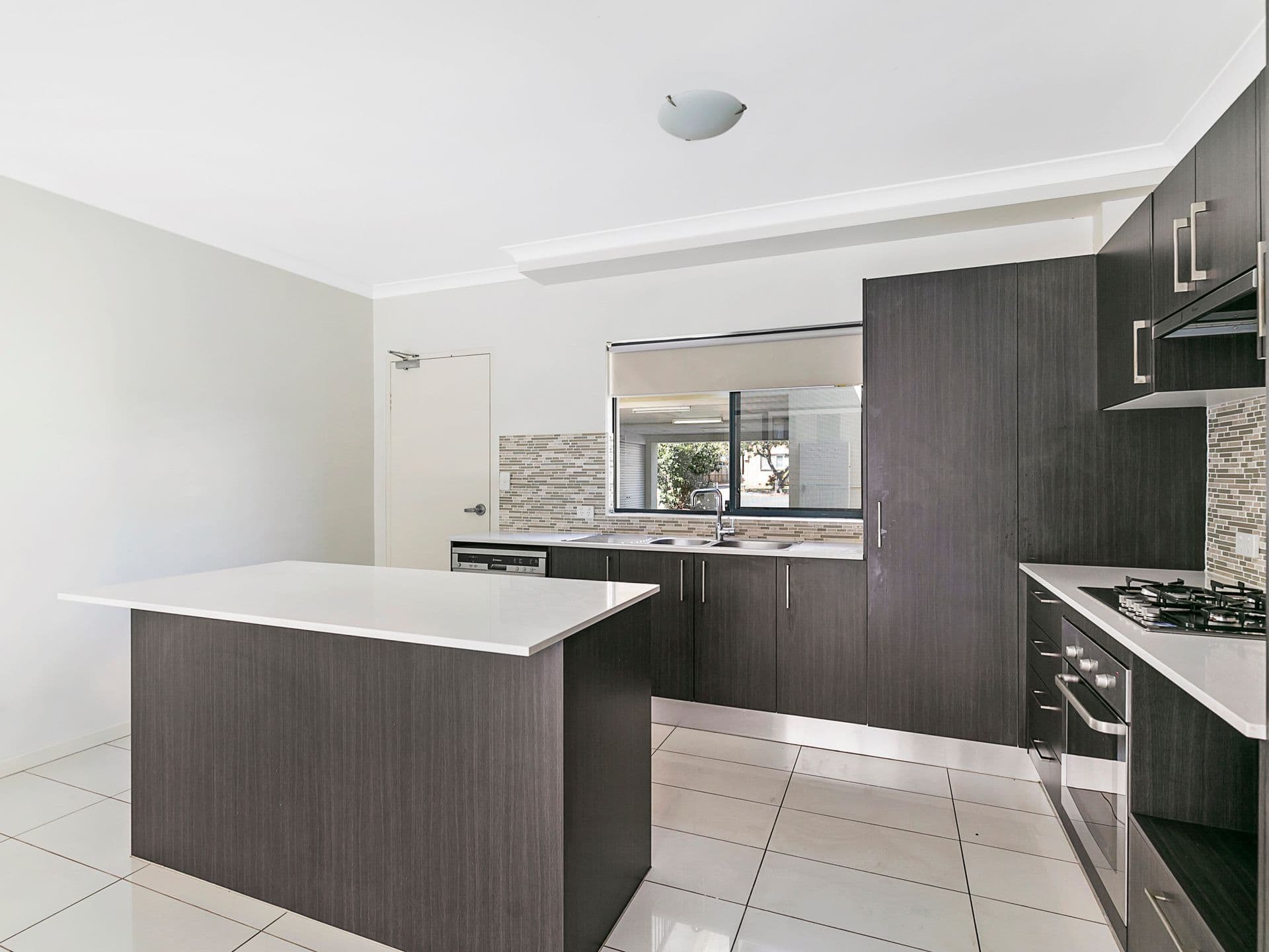 116 Chaucer Street, Moorooka QLD 4105, Moorooka - Thumbnail 2