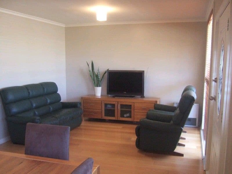 400 Cobalt Street, BROKEN HILL NSW 2880, Broken Hill - Thumbnail 2