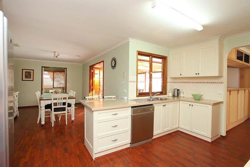106 Garden Grove, MILL PARK VIC 3082, Mill Park - Thumbnail 4