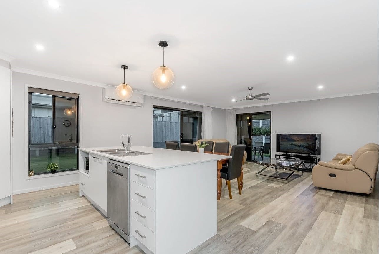 13 Harding Street, Pimpama QLD 4209, Pimpama - Thumbnail 3