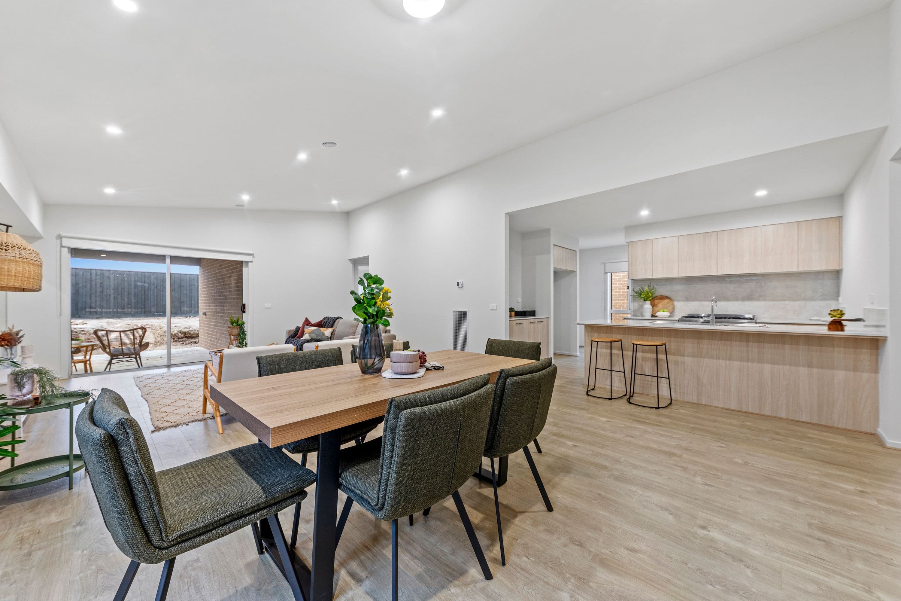 6 Atherton Avenue, Officer South VIC 3809, Officer South - Thumbnail 6