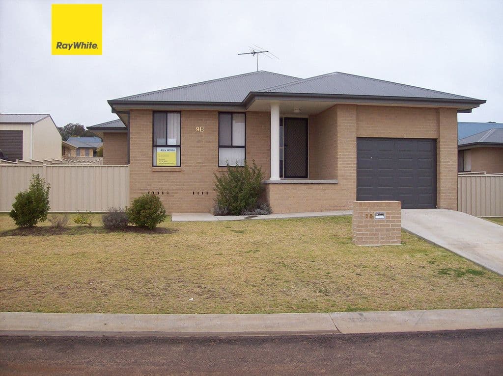 9 Kingfisher Drive, Inverell - Thumbnail 2