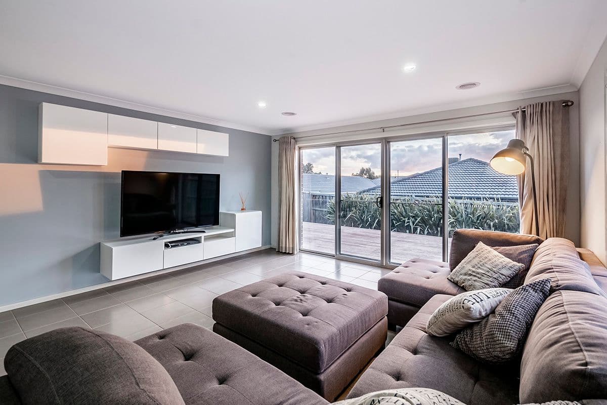 37 Merritt Avenue, Cranbourne West VIC 3977, Cranbourne West - Thumbnail 4