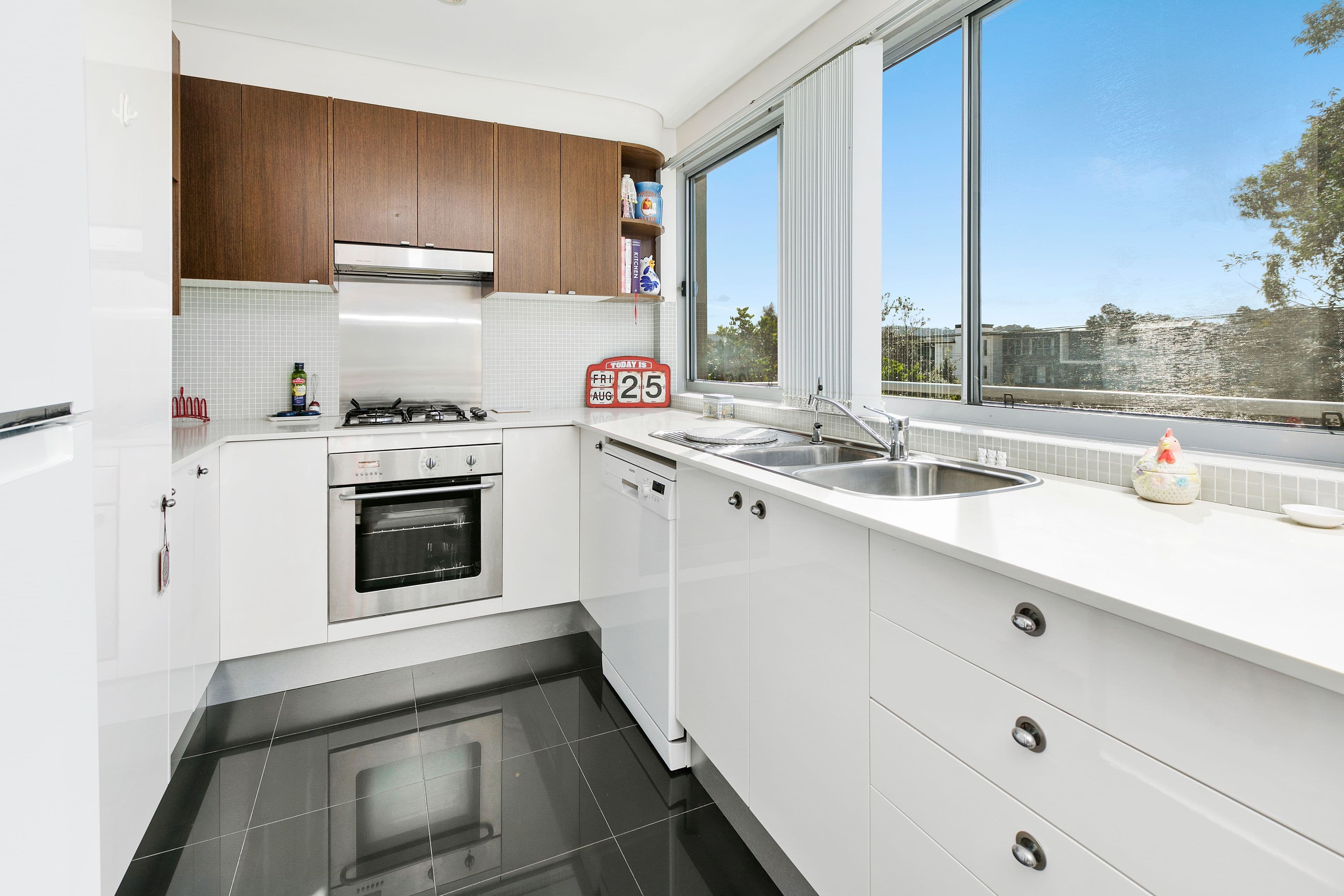16 Goodwin Street, Narrabeen NSW 2101, Narrabeen - Thumbnail 7