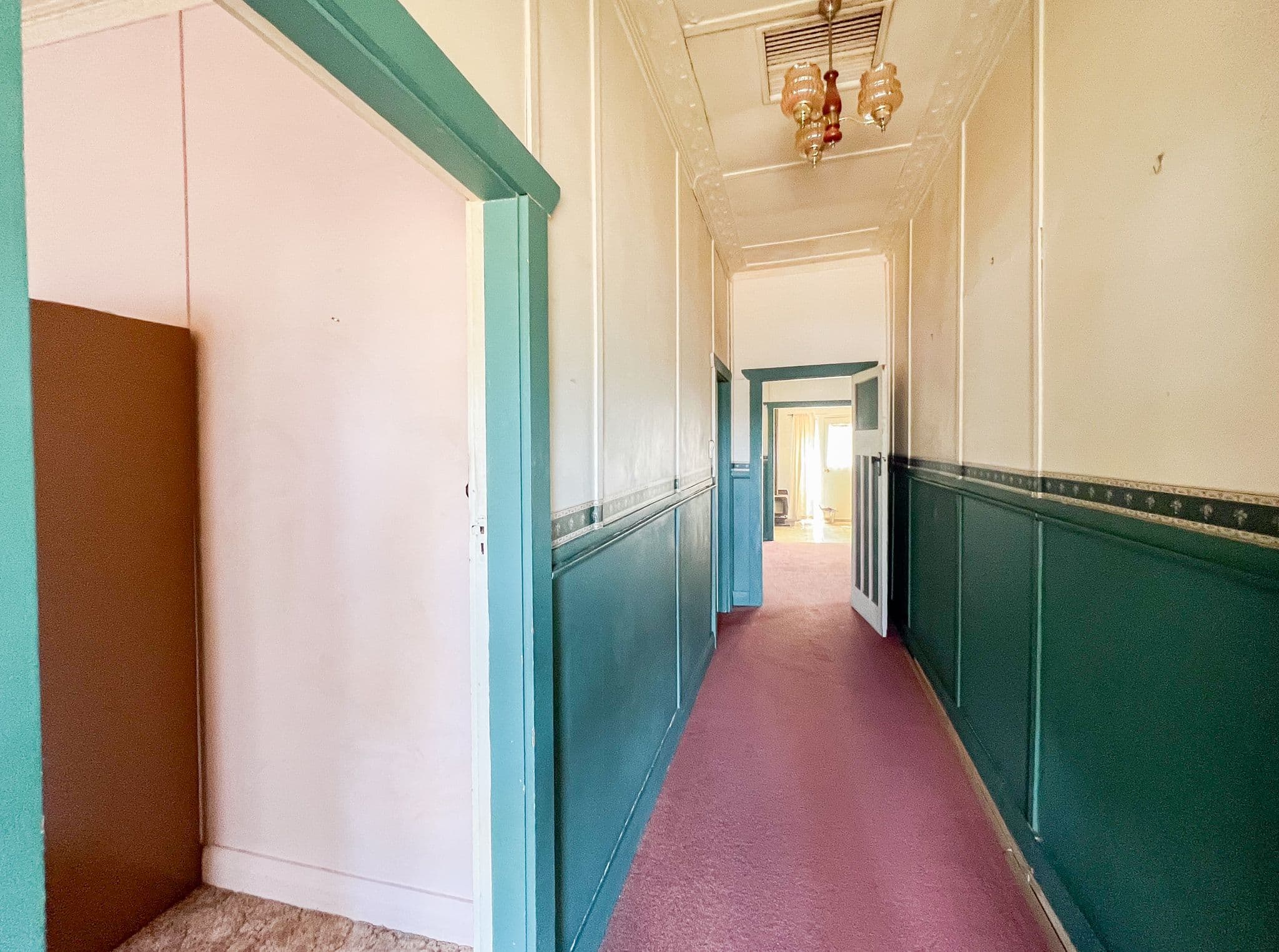 17 Main Street, West Wyalong NSW 2671, West Wyalong - Thumbnail 4