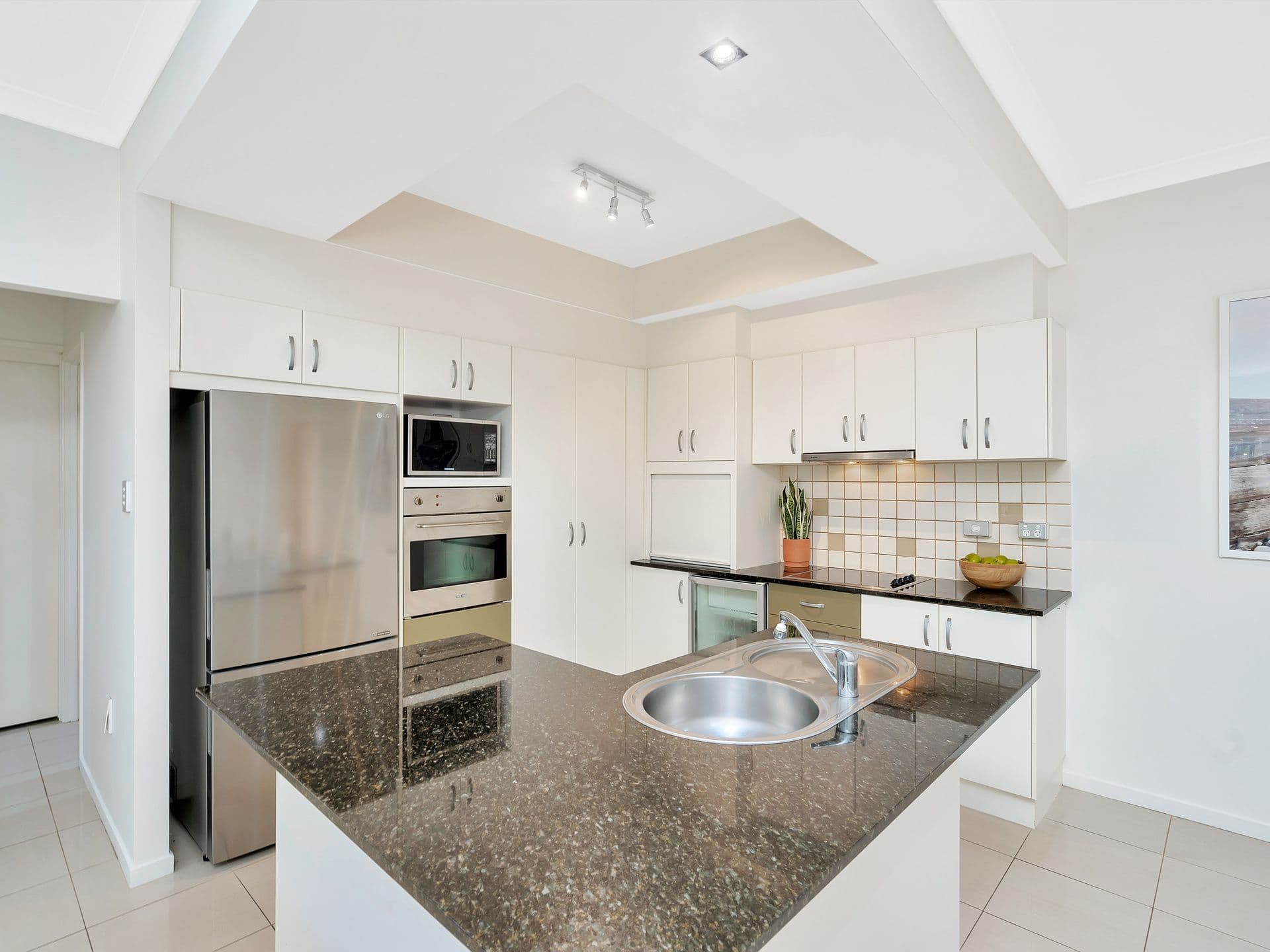 445 Pine Ridge Road, Runaway Bay QLD 4216, Runaway Bay - Thumbnail 8