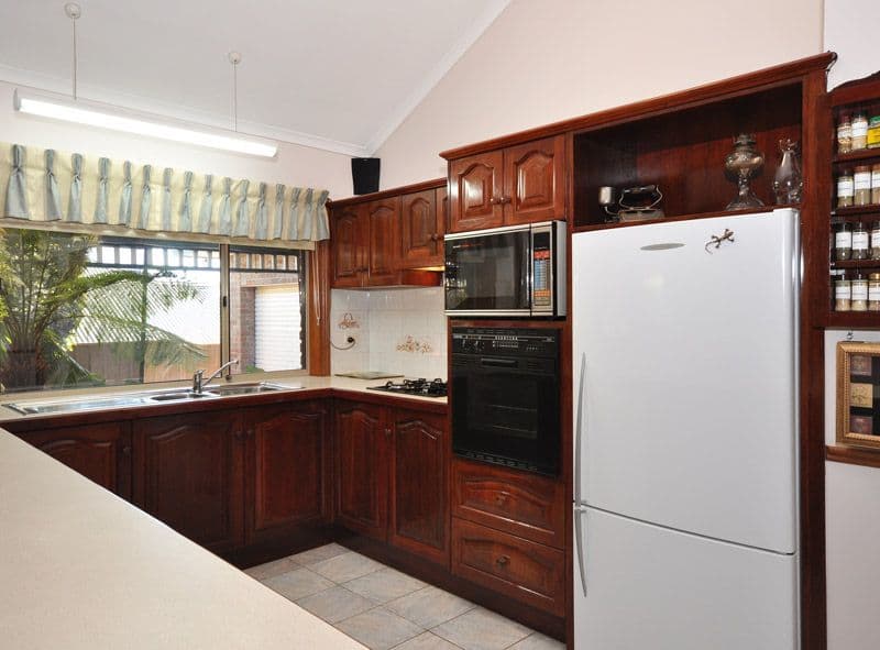 63 Glendale Avenue, FLAGSTAFF HILL SA 5159, Flagstaff Hill - Thumbnail 4