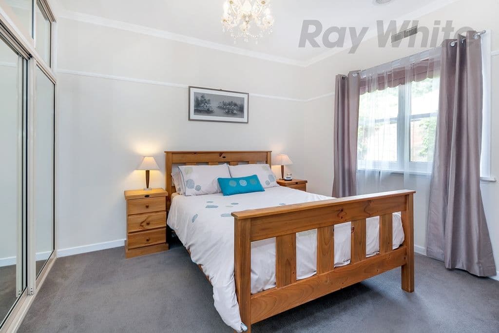 13 Waller Avenue, Newington VIC 3350, Newington - Thumbnail 6