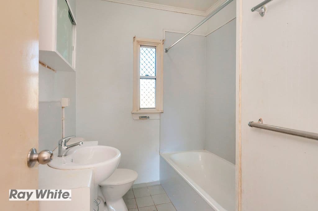 7 Barwing Street, INALA QLD 4077, Inala - Thumbnail 5
